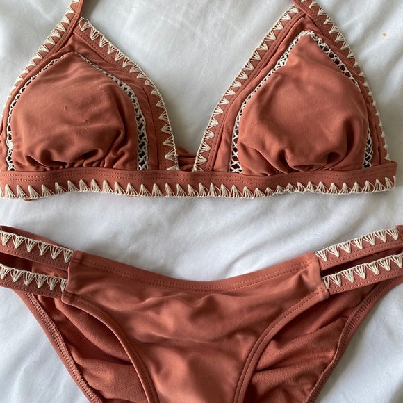 Pink Bikini - Picture 2 of 2